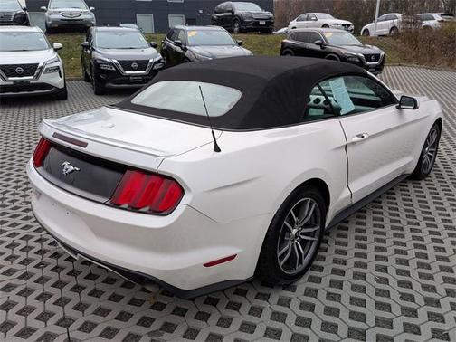 2017 Ford Mustang EcoBoost Premium