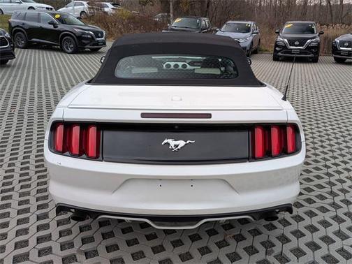 2017 Ford Mustang EcoBoost Premium