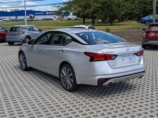 2025 Nissan Altima 2.5 SL