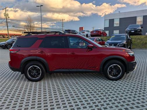 2023 Nissan Pathfinder Rock Creek 4WD