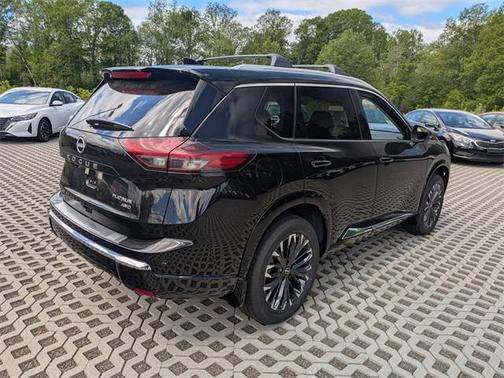 2025 Nissan Rogue Platinum