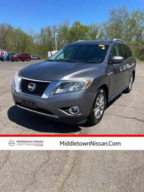 2015 Nissan Pathfinder SV