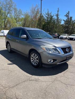 2015 Nissan Pathfinder SV
