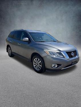 2015 Nissan Pathfinder SV