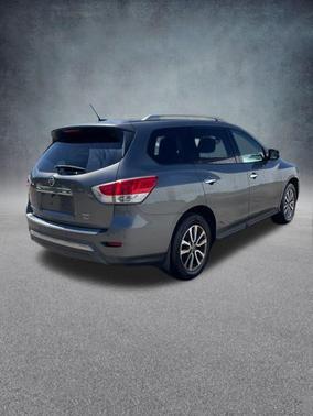 2015 Nissan Pathfinder SV