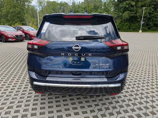 2025 Nissan Rogue Platinum