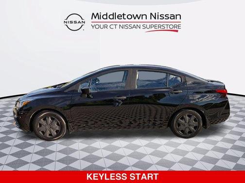 Super Black Metallic 2021 Nissan Versa 1.6 S