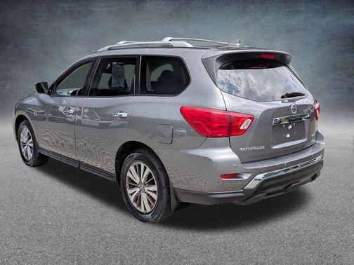 2019 Nissan Pathfinder S