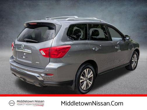 2019 Nissan Pathfinder S