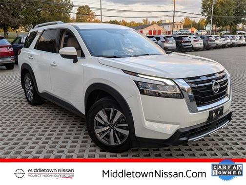 2024 Nissan Pathfinder SL 4WD