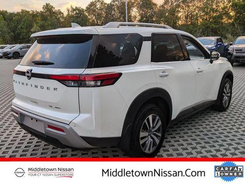 2024 Nissan Pathfinder SL 4WD