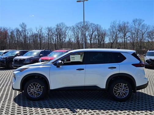 2025 Nissan Rogue S