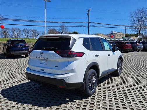 2025 Nissan Rogue S