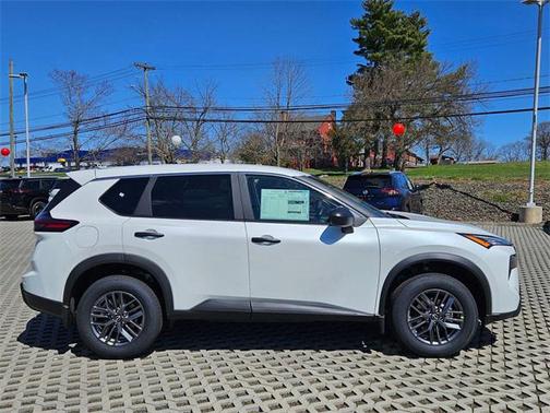 2025 Nissan Rogue S
