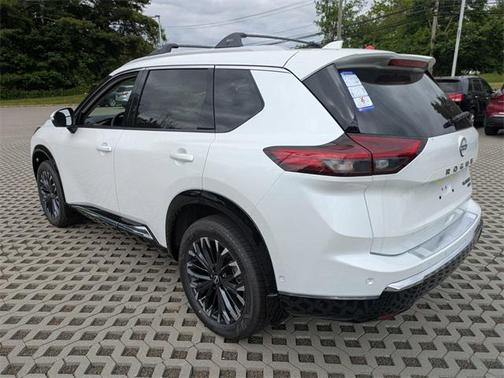 2025 Nissan Rogue Platinum