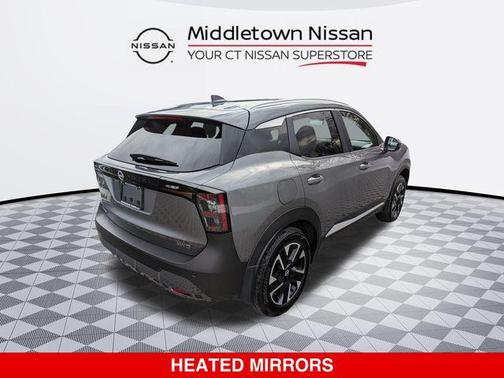 2025 Nissan Kicks SV