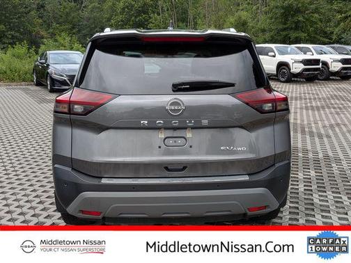 2022 Nissan Rogue SV