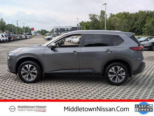 2022 Nissan Rogue SV