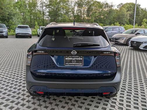 Deep Blue Pearl 2025 Nissan Kicks SV