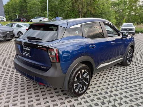 Deep Blue Pearl 2025 Nissan Kicks SV