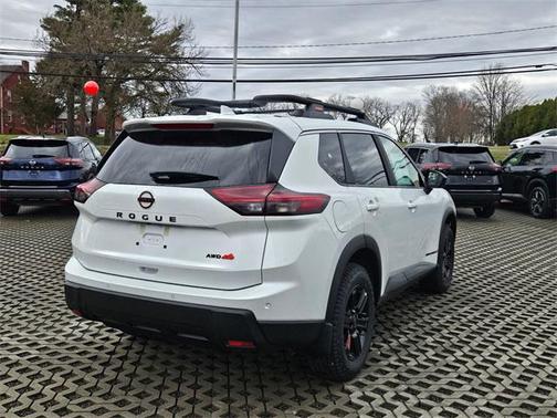 2025 Nissan Rogue Rock Creek
