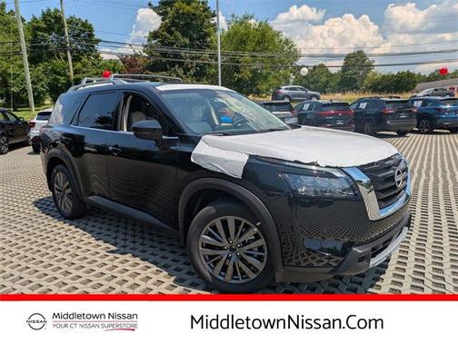 2025 Nissan Pathfinder SL 4WD