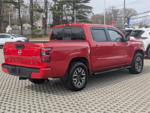 2022 Nissan Frontier SV