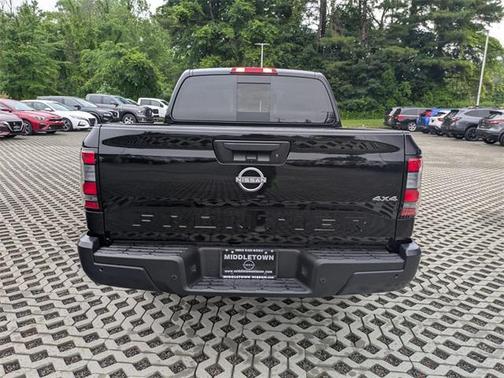 2025 Nissan Frontier S