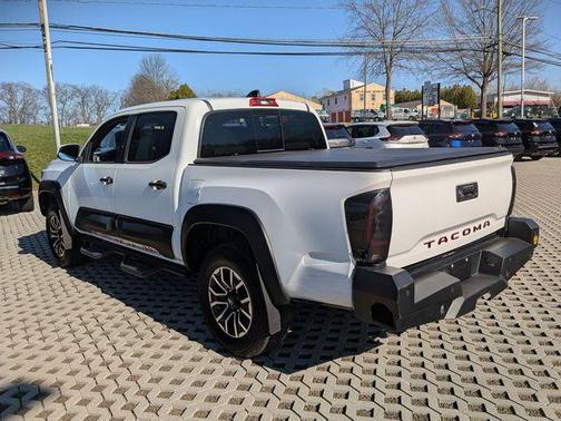 Ice Cap 2023 Toyota Tacoma TRD Sport