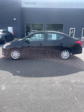 2015 Nissan Versa 1.6 S+