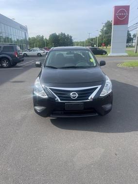2015 Nissan Versa 1.6 S+