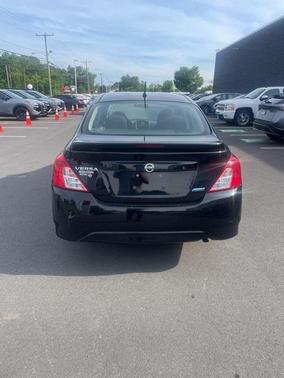 2015 Nissan Versa 1.6 S+