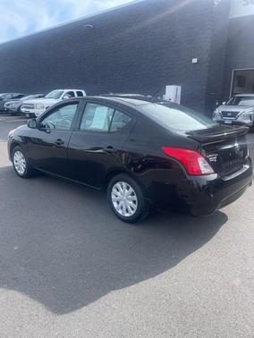 2015 Nissan Versa 1.6 S+
