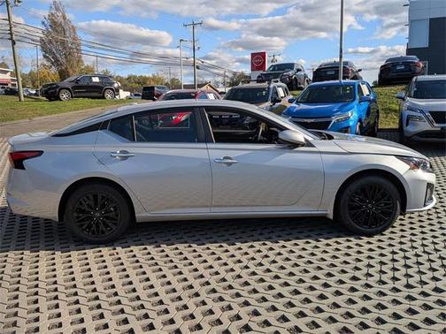 2025 Nissan Altima 2.5 SV