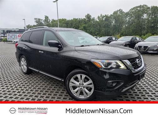 2018 Nissan Pathfinder SL