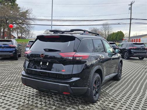 2025 Nissan Rogue Rock Creek