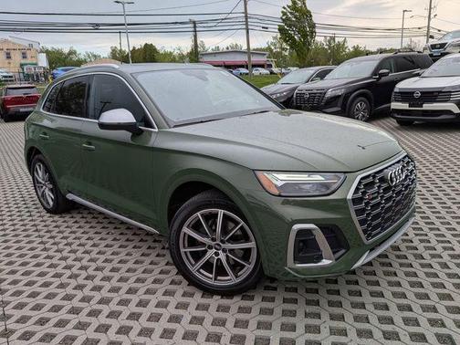 District Green Metallic 2022 Audi SQ5 3.0T Premium Plus