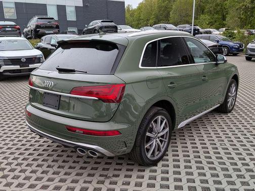 District Green Metallic 2022 Audi SQ5 3.0T Premium Plus