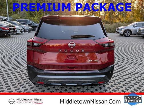 2022 Nissan Rogue SL