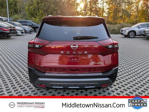 2022 Nissan Rogue SL