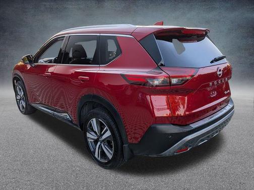 2022 Nissan Rogue SL