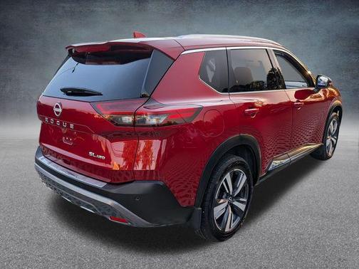 2022 Nissan Rogue SL