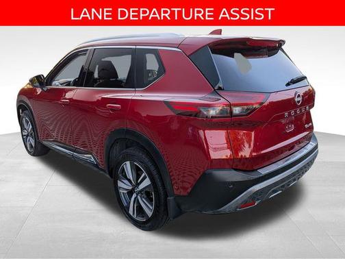 2022 Nissan Rogue SL