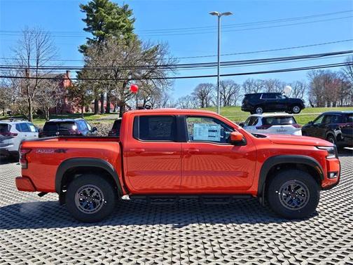 2025 Nissan Frontier PRO-4X