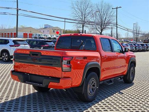 2025 Nissan Frontier PRO-4X