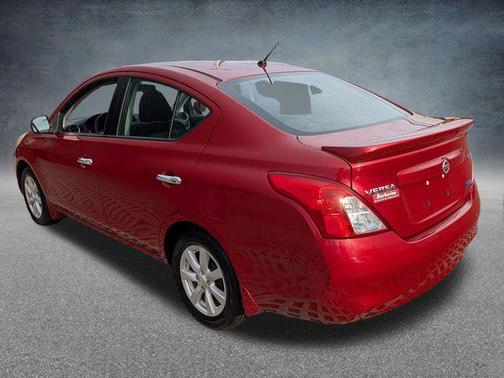 2014 Nissan Versa 1.6 SV