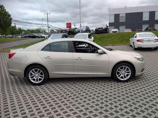 Champagne Silver Metallic 2013 Chevrolet Malibu 1LT