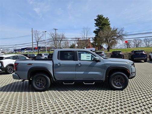 2025 Nissan Frontier PRO-4X