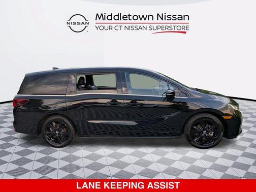 Crystal Black Pearl 2024 Honda Odyssey Sport
