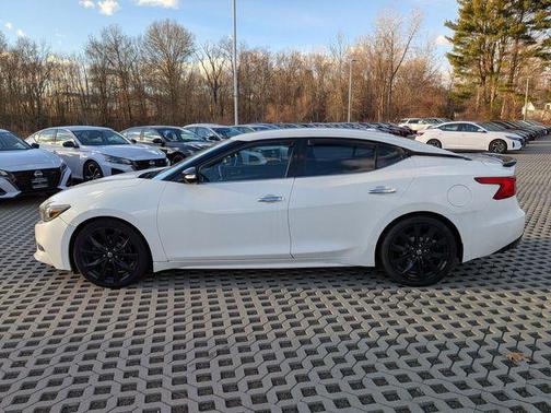 2017 Nissan Maxima 3.5 SR